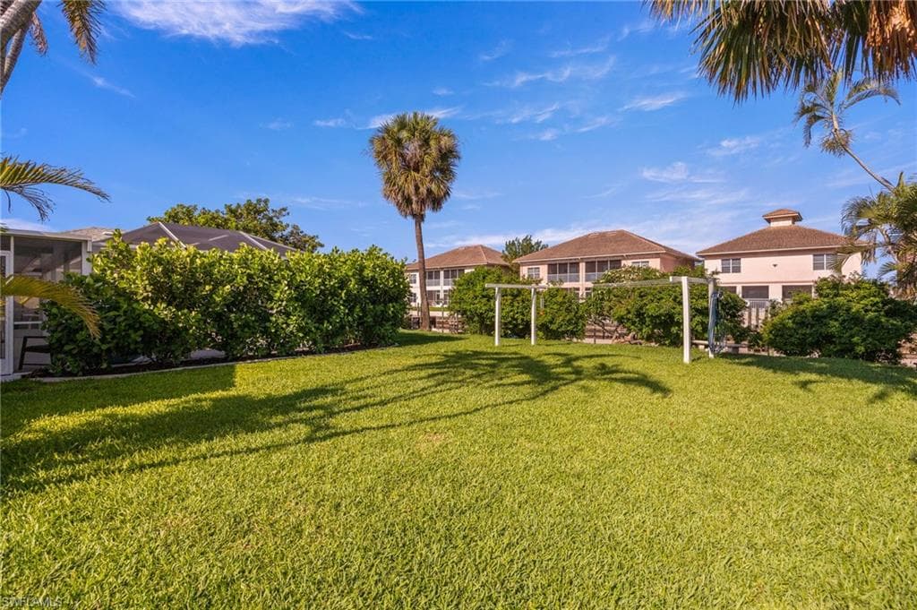 5128 York CT-41