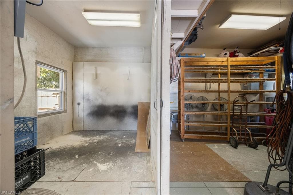 5128 York CT-37