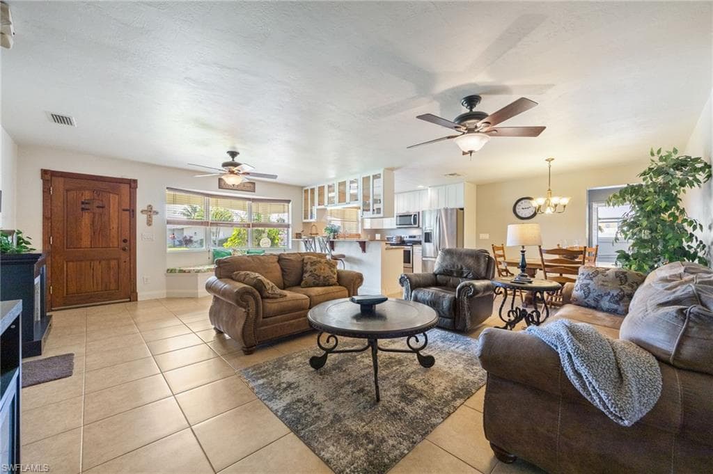 5128 York CT-11