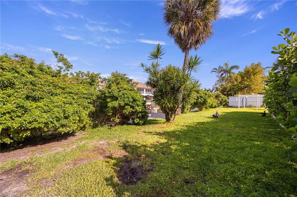 5128 York CT-39