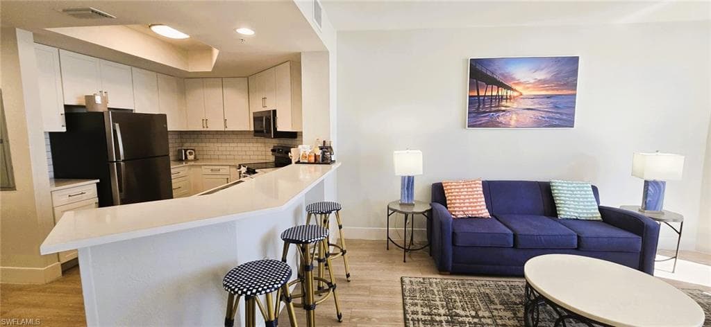 200 Estero BLVD 206-6
