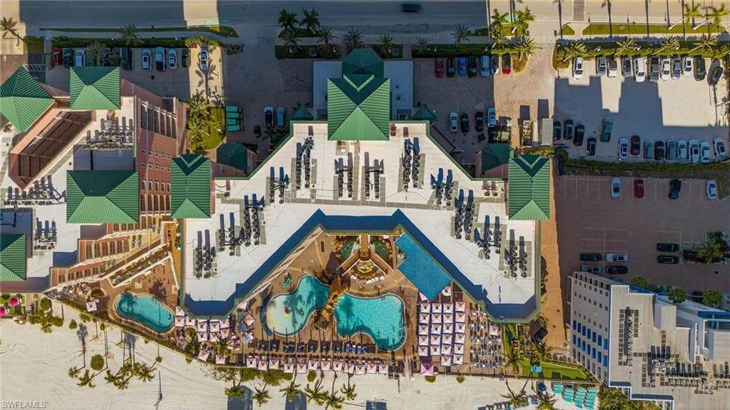 200 Estero BLVD 206-36