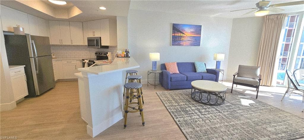 200 Estero BLVD 206-9