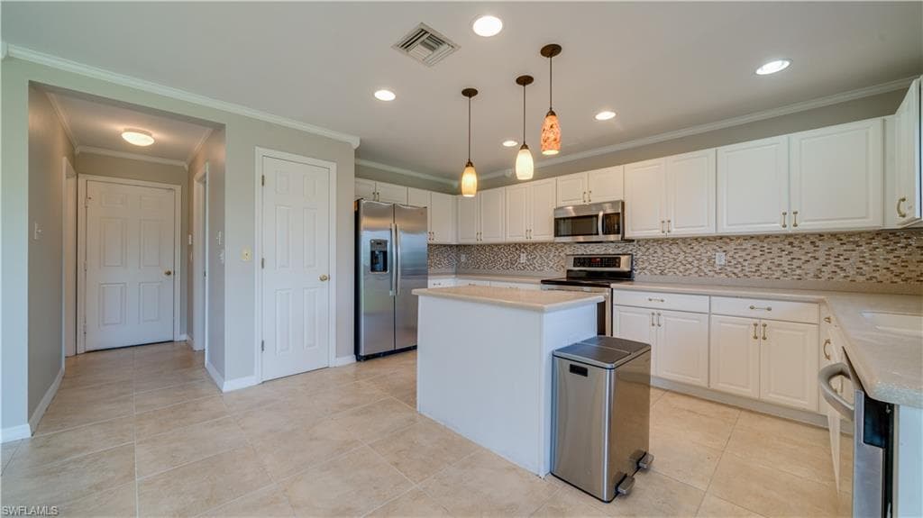 8130 Fountain Mist BLVD-12