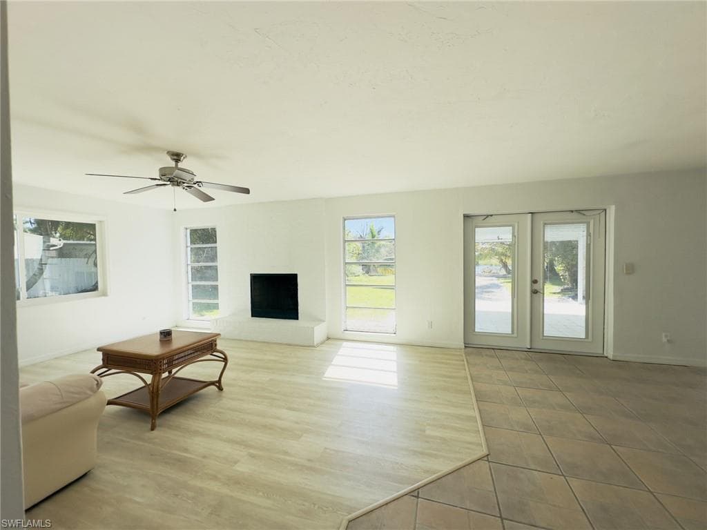 22 Constitution DR-19