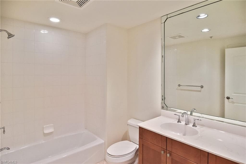 14380 Riva Del Lago DR 1104-29