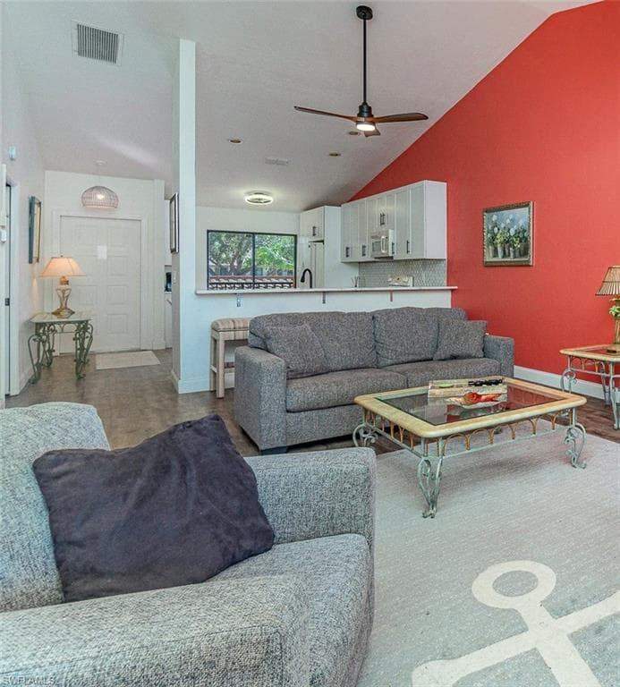 13120 Cross Creek BLVD 208-24
