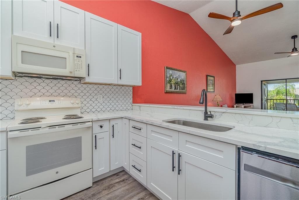 13120 Cross Creek BLVD 208-11