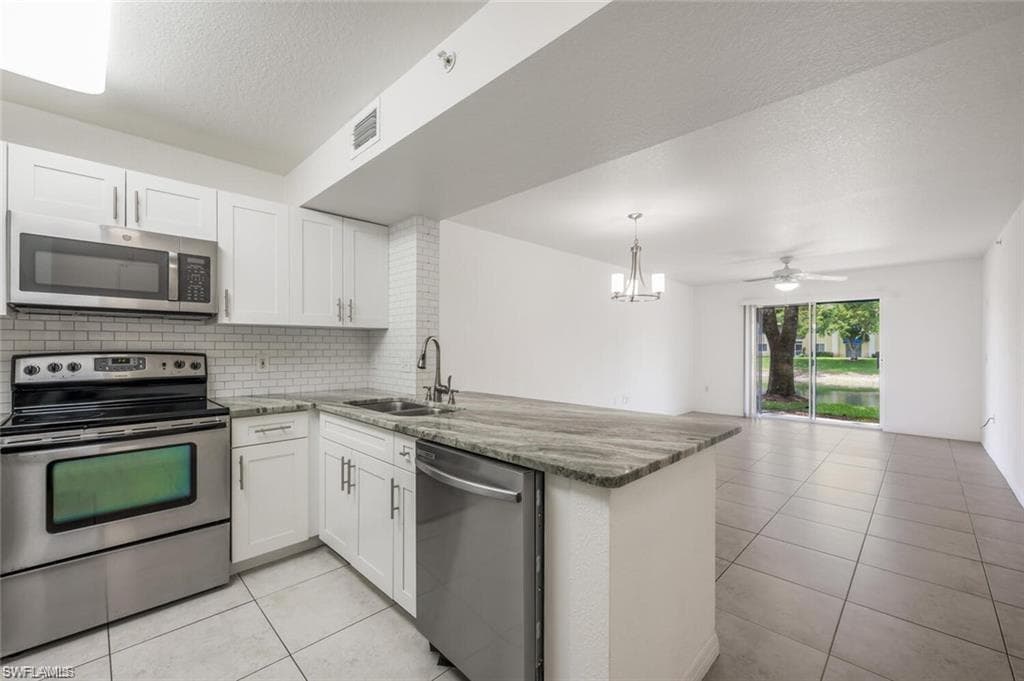 8244 Key Royal CIR 615-4