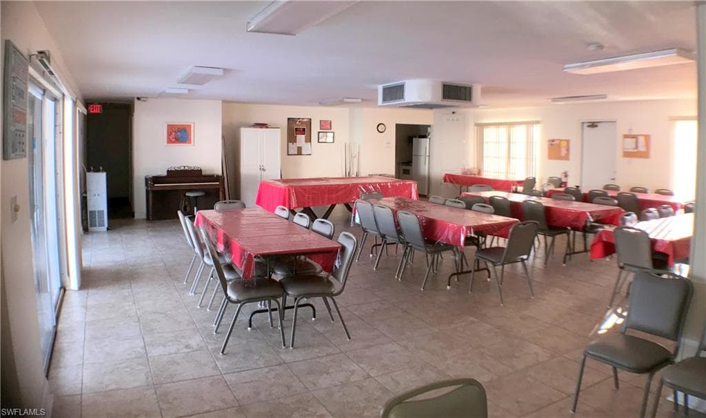2828 Jackson ST I-1-44