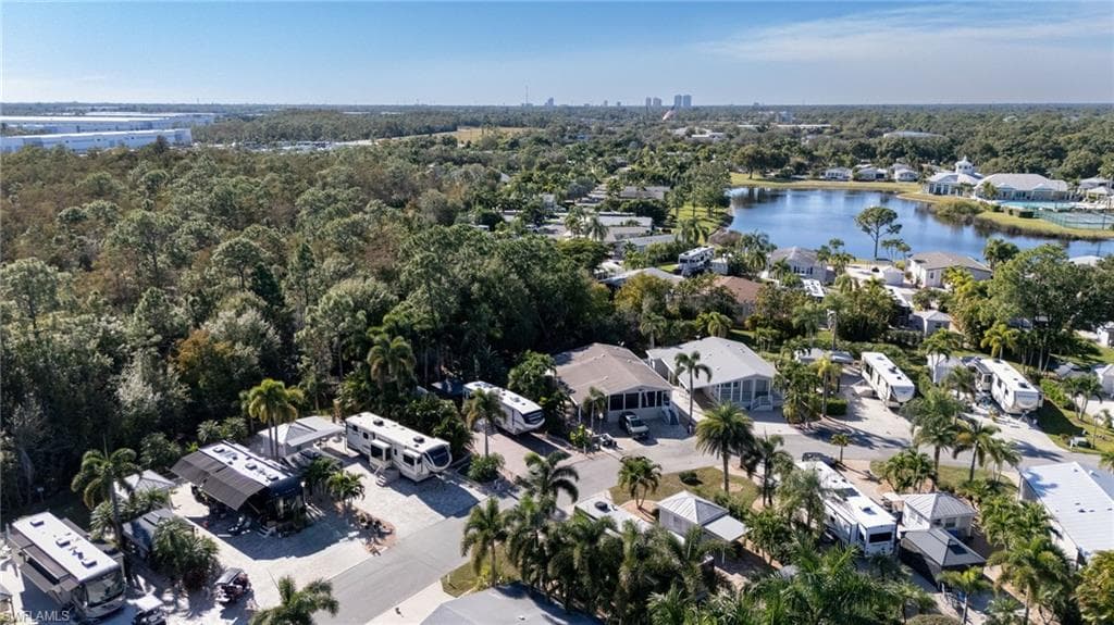 5846 Burrwood CT E-7