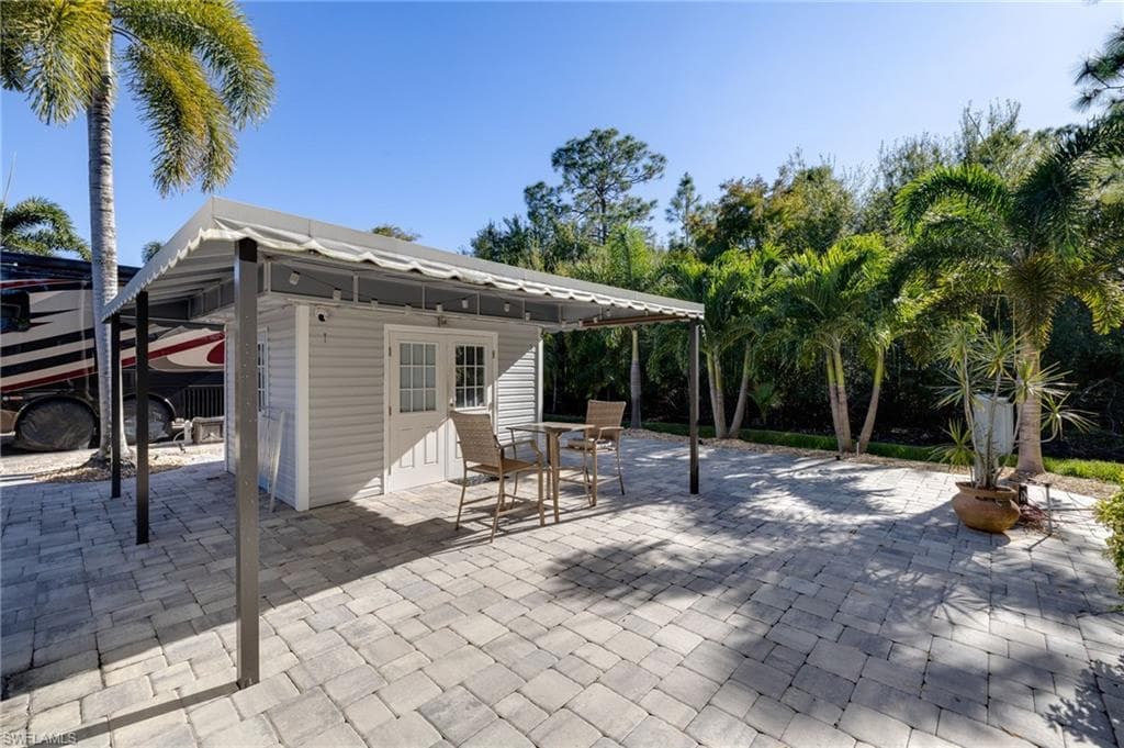 5846 Burrwood CT E-3