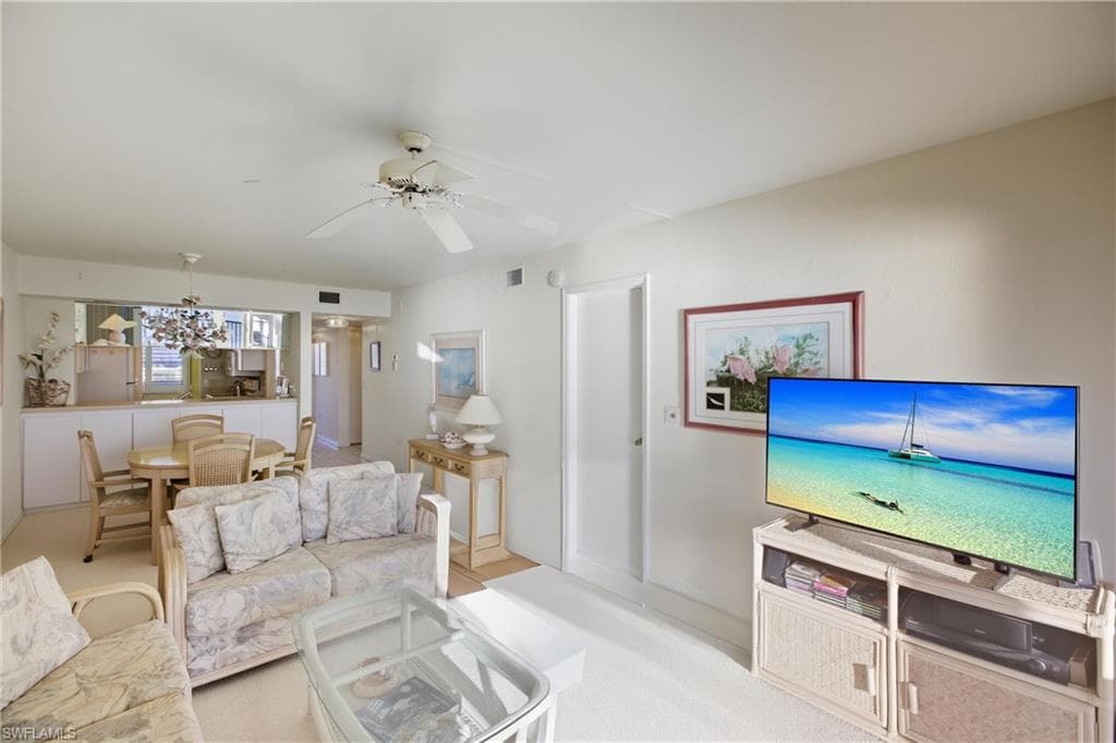 7500 Estero BLVD 1104-9