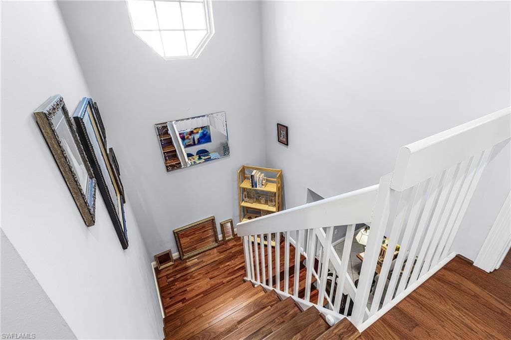 5733 Cove CIR-12