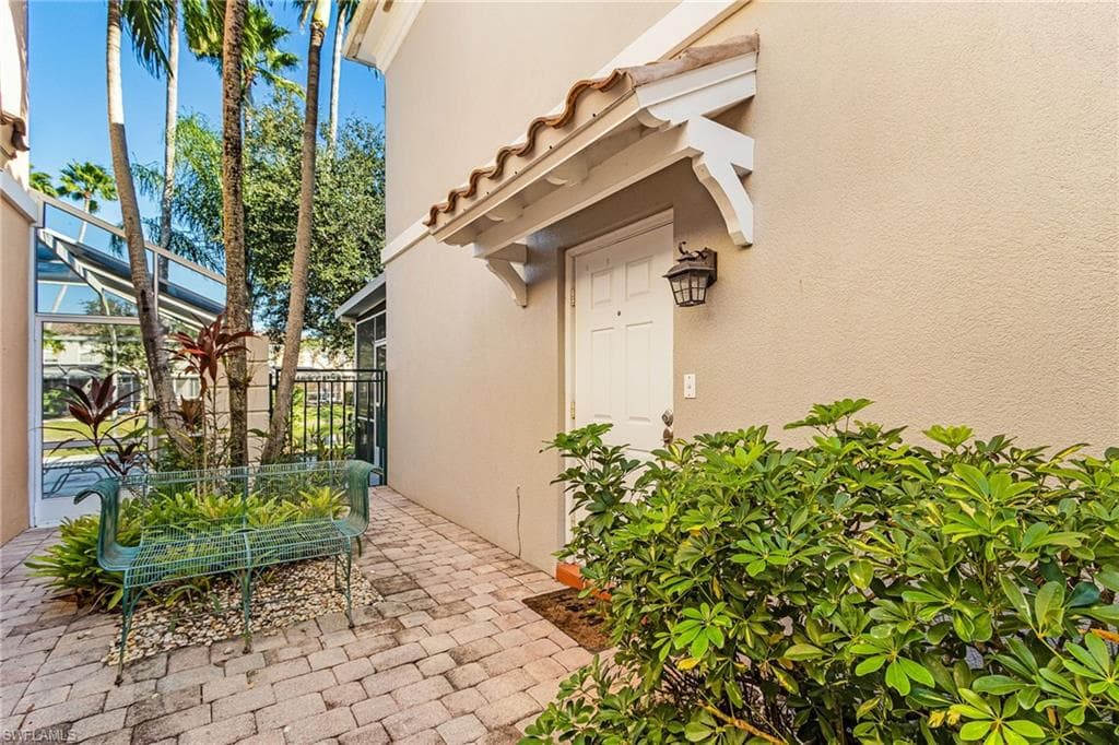 5733 Cove CIR-3