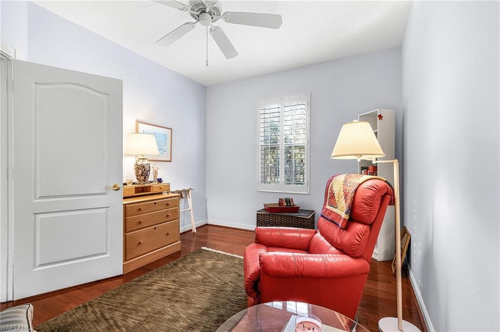 5733 Cove CIR-20