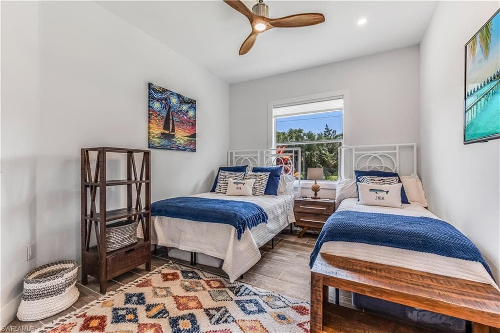 1245 Imperial DR-13