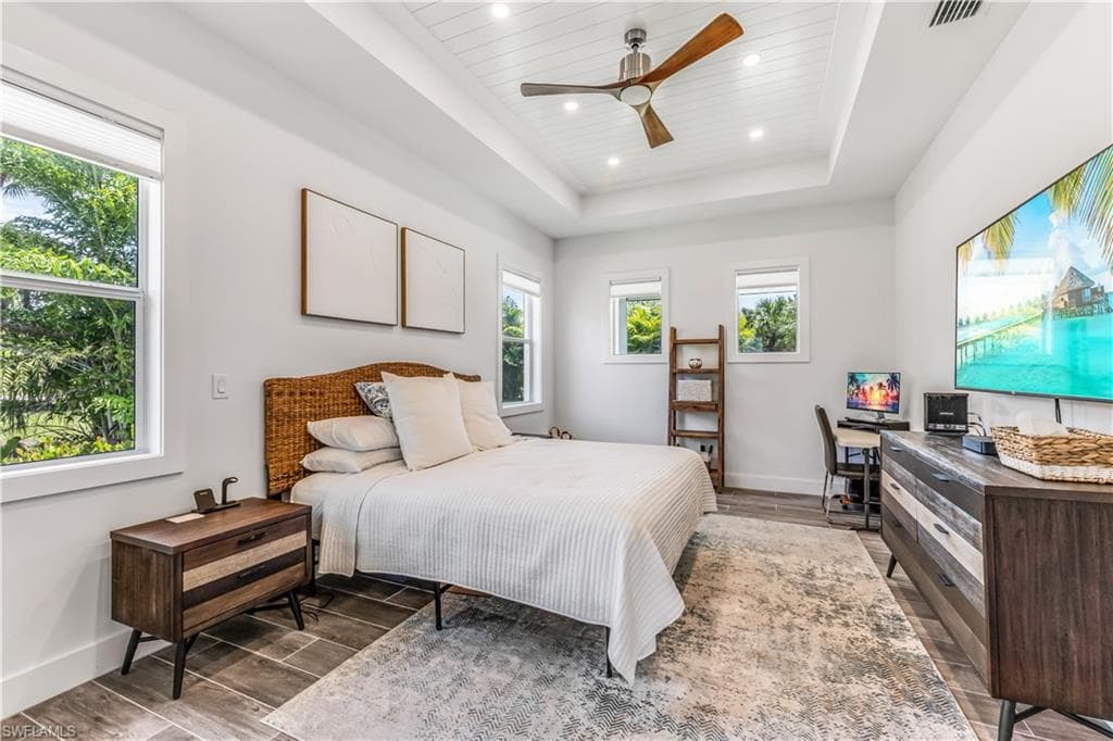 1245 Imperial DR-12