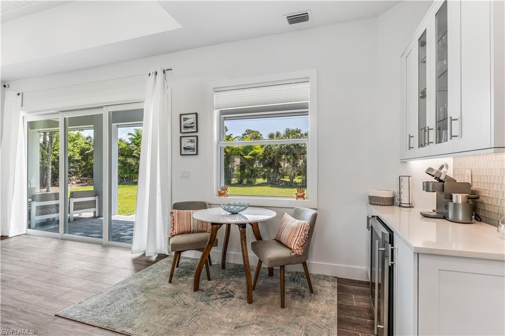 1245 Imperial DR-11