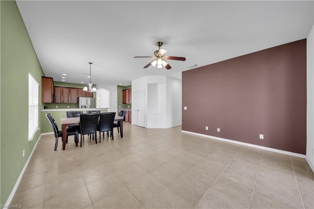 8125 Silver Birch WAY-26