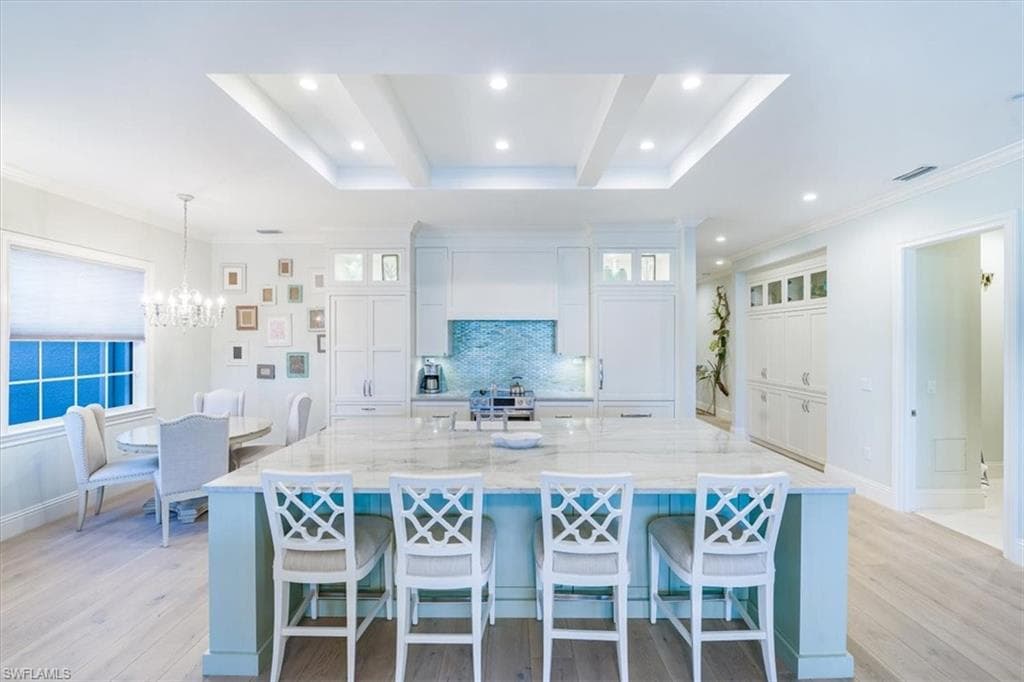 7128 Lemuria CIR 702-7