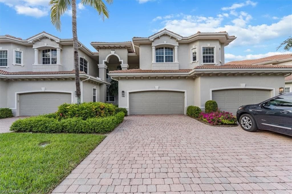 7128 Lemuria CIR 702-1