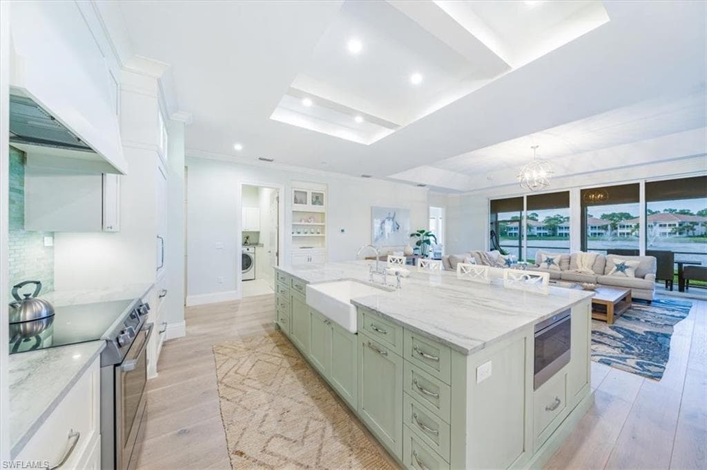 7128 Lemuria CIR 702-8