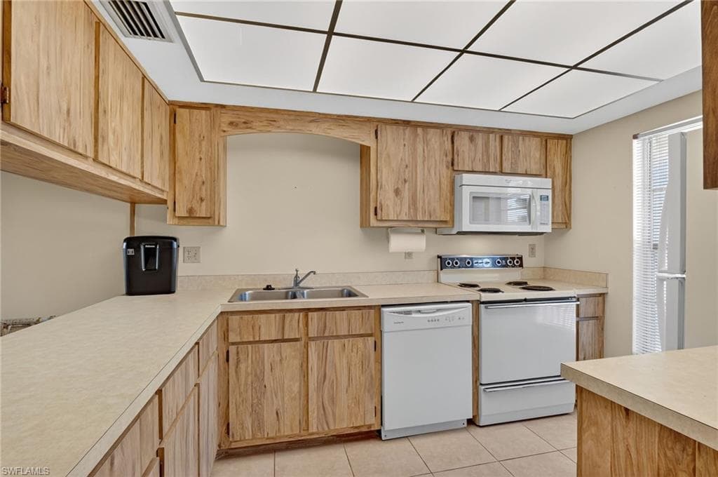 16031 Dublin CIR 204-6