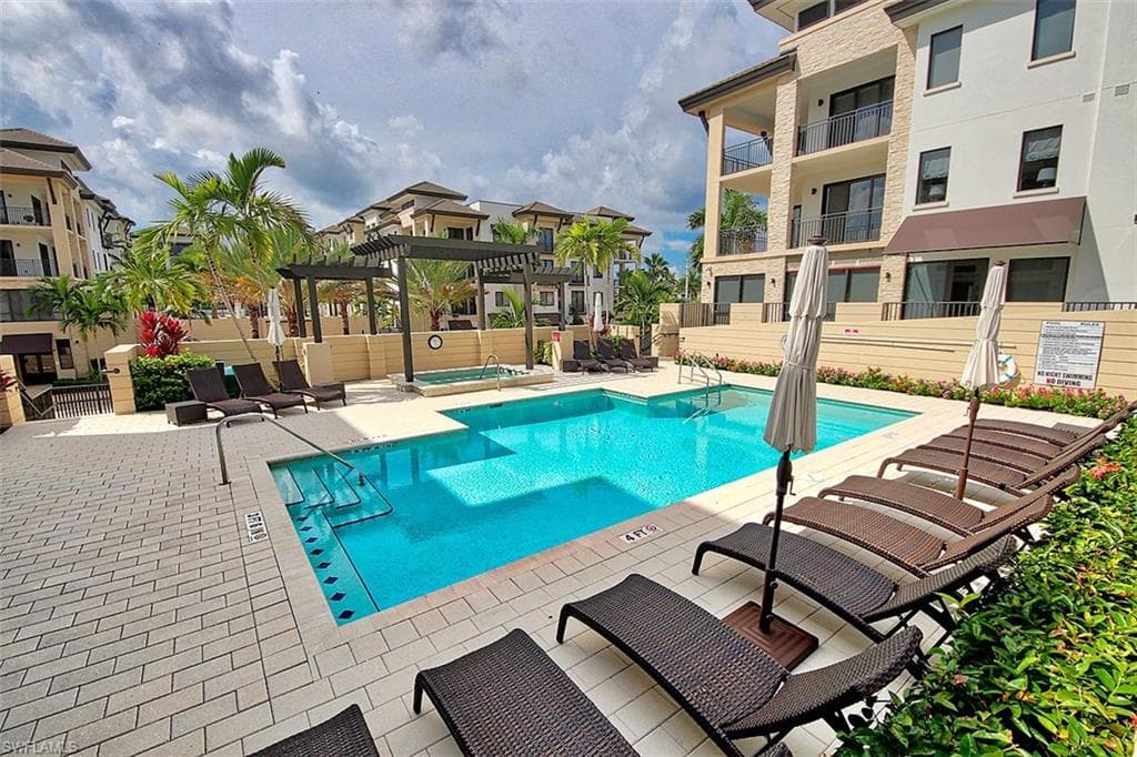 1035 3rd AVE S 411-26