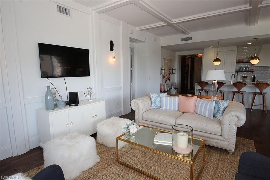 1035 3rd AVE S 411-3
