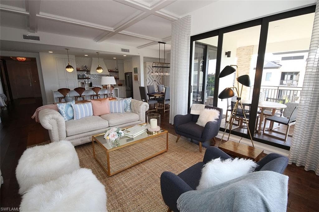 1035 3rd AVE S 411-4