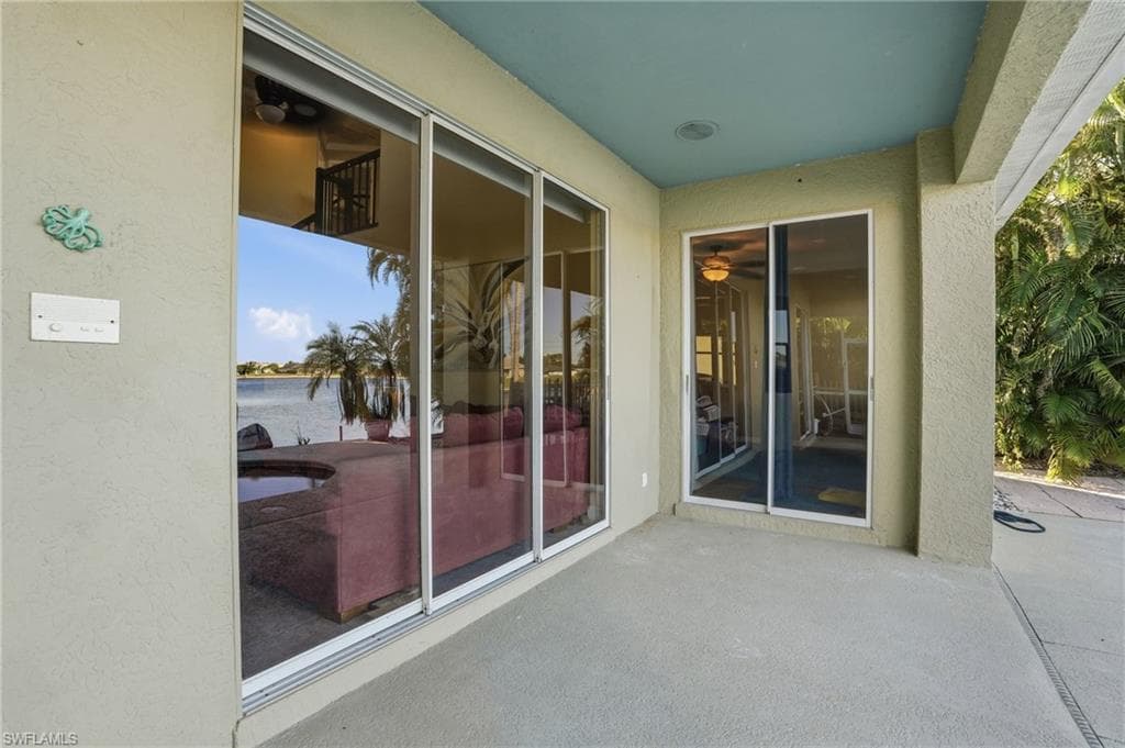 1624 Emerald Cove DR-32