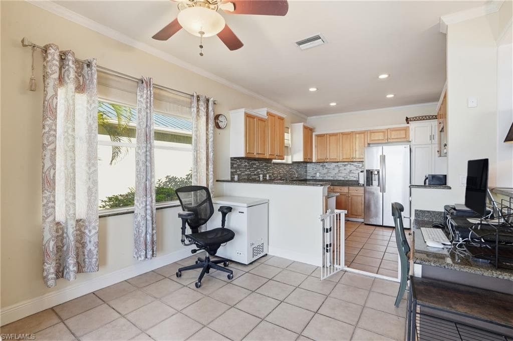 1624 Emerald Cove DR-14