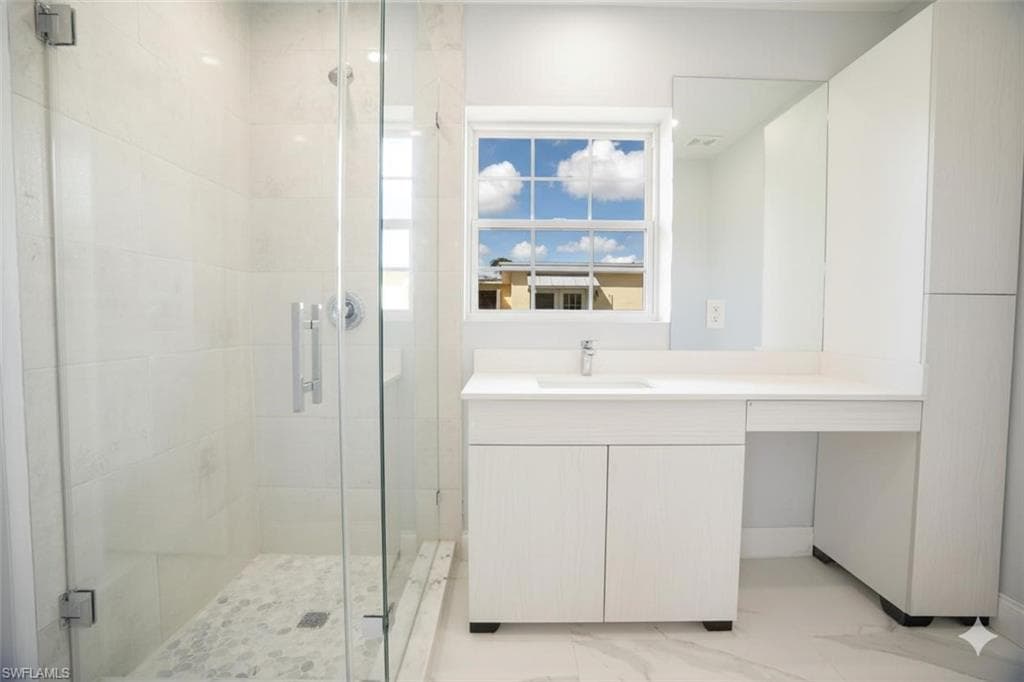4970 Riverside DR-23