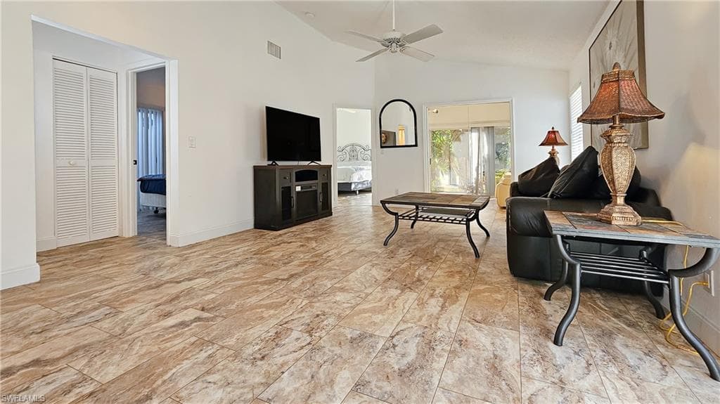 14805 Crooked Pond CT-37