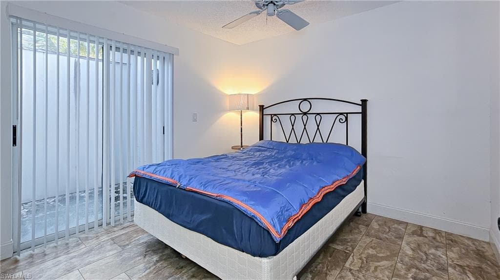 14805 Crooked Pond CT-21