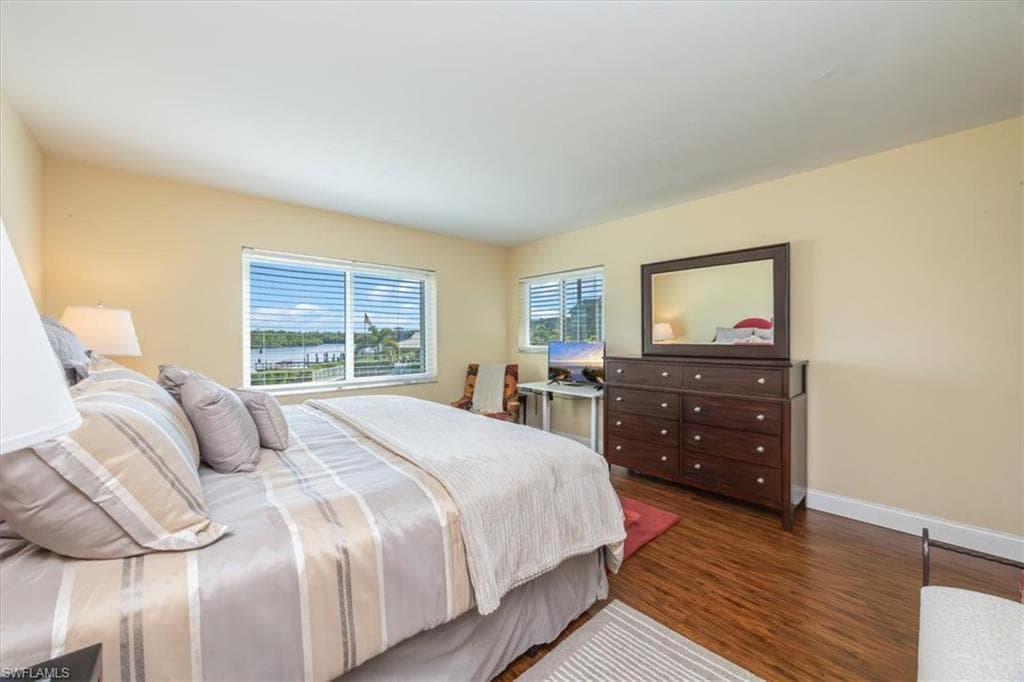 305 Goodlette-Frank RD S C304-16