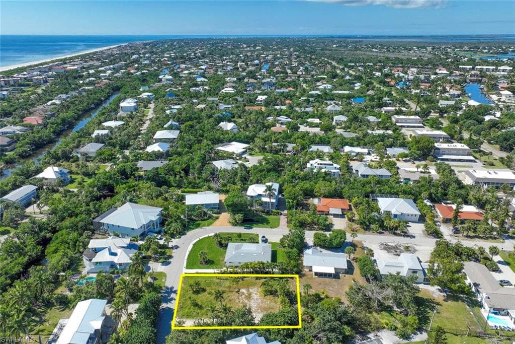 524 Lagoon DR-3