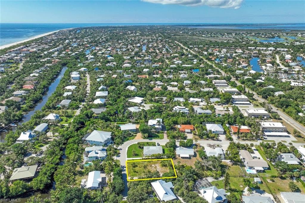 524 Lagoon DR-9