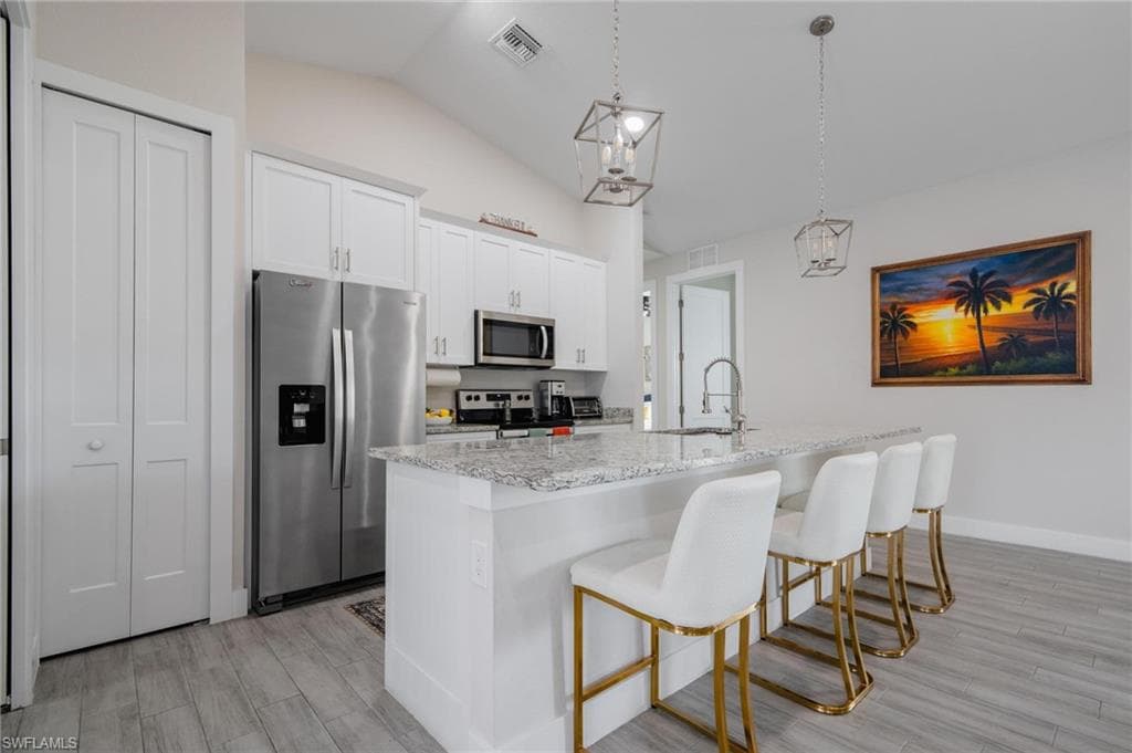 4665 Keylargo LN-7