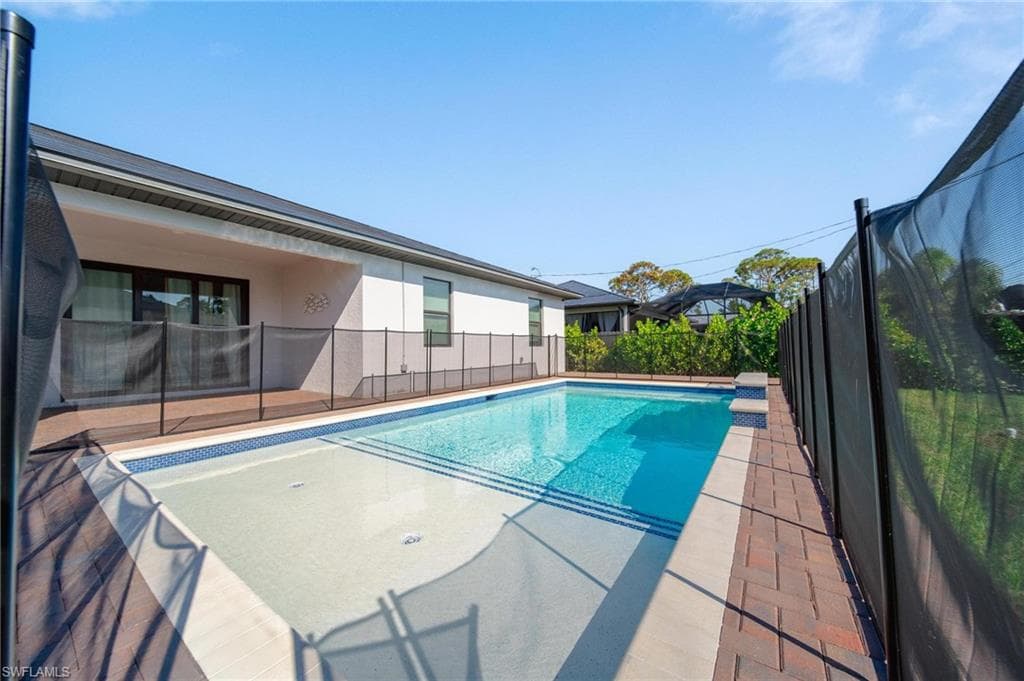 4665 Keylargo LN-32