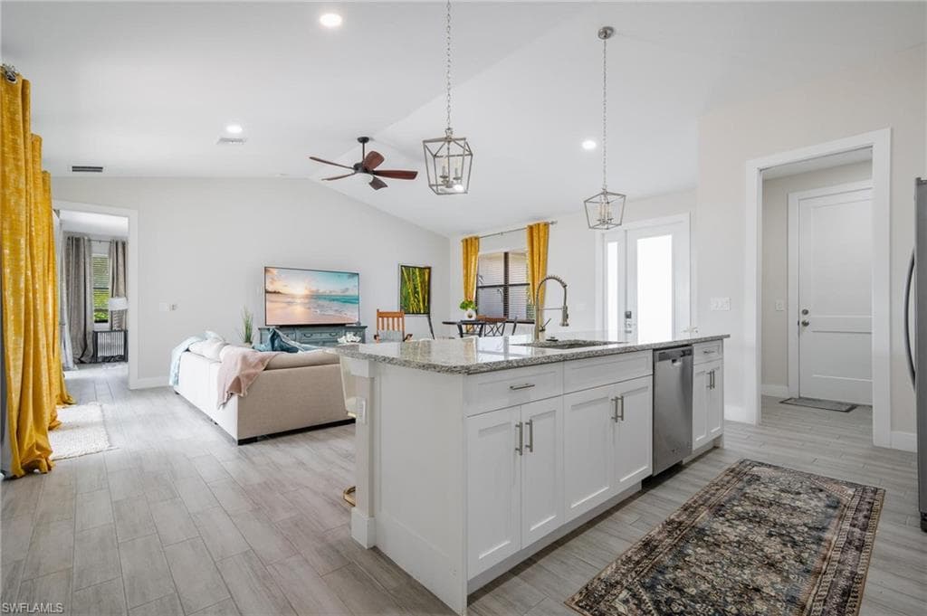 4665 Keylargo LN-9