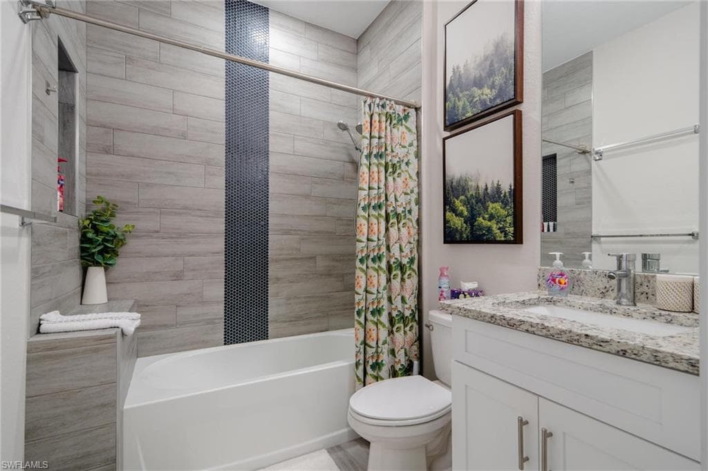 4665 Keylargo LN-18