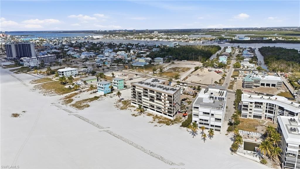 2532 Estero BLVD 102-22
