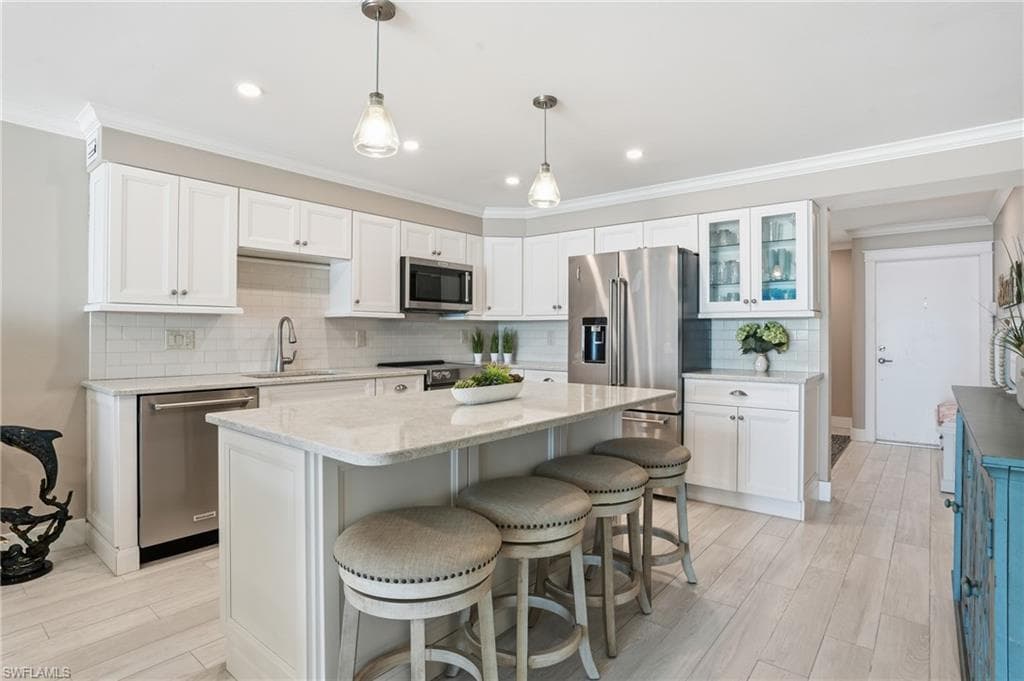 2532 Estero BLVD 102-24