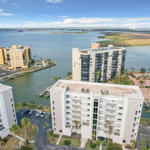 4331 Bay Beach LN 152-25