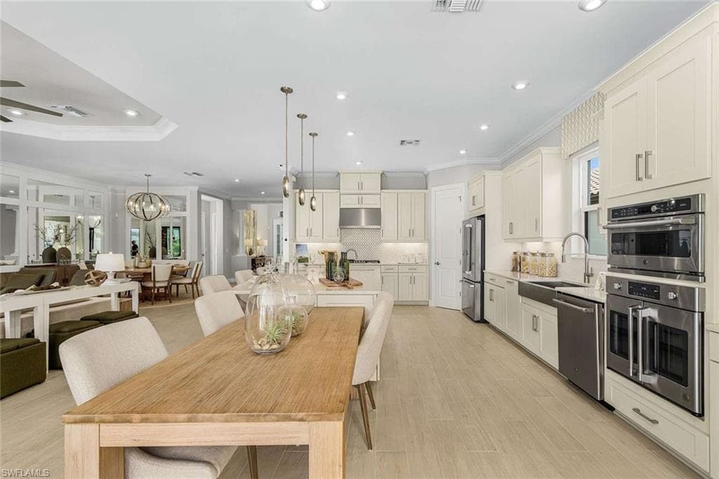 11591 Venetian Lagoon DR-16