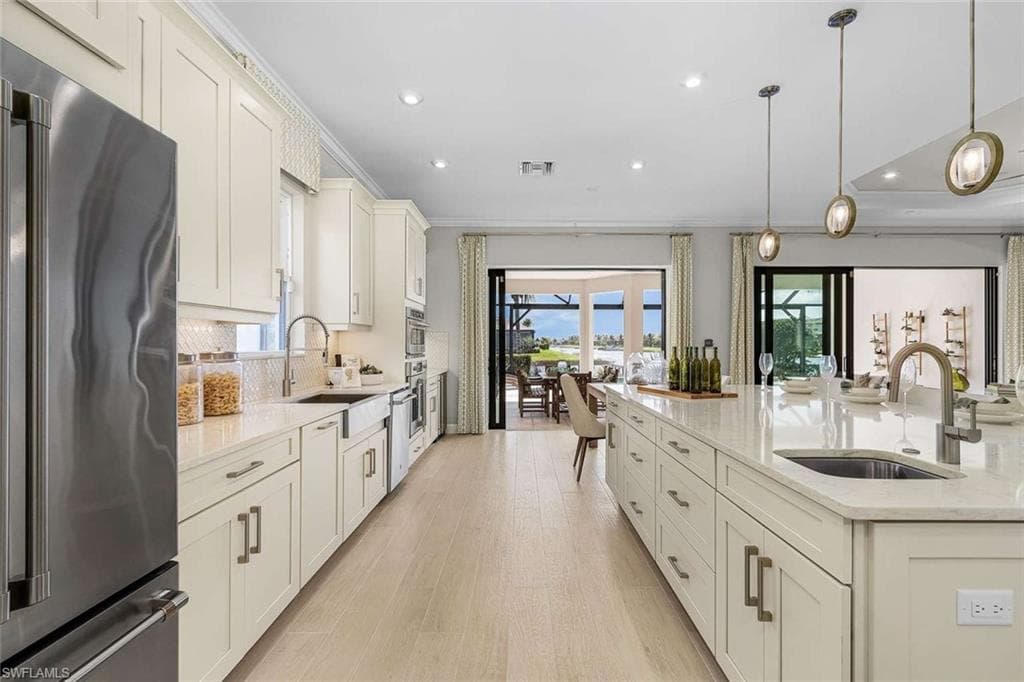 11591 Venetian Lagoon DR-14