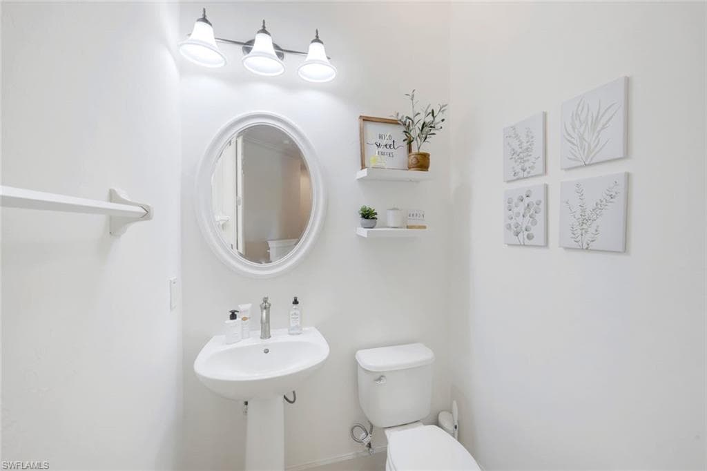 9550 Ironstone TER 201-24