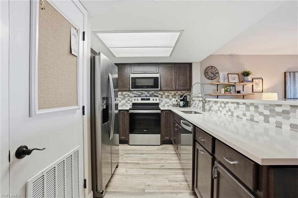 400 Lenell RD 706-18